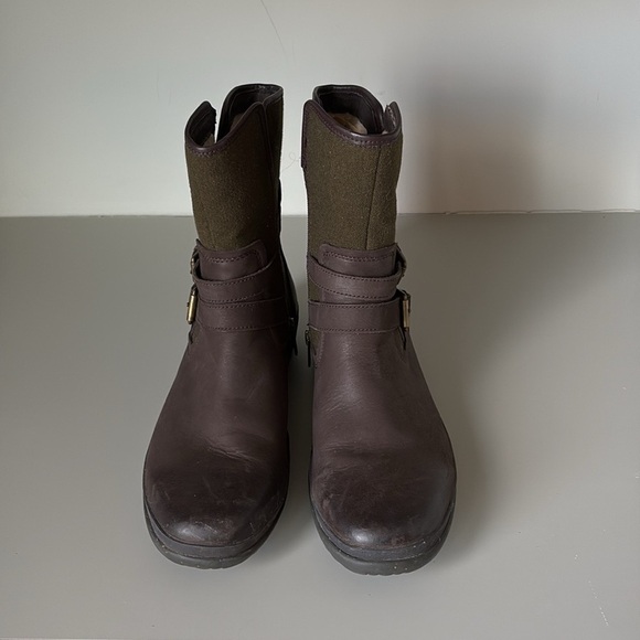 UGG 1005269 Simmens Wool Lined Boots Size 11 - Picture 8 of 9